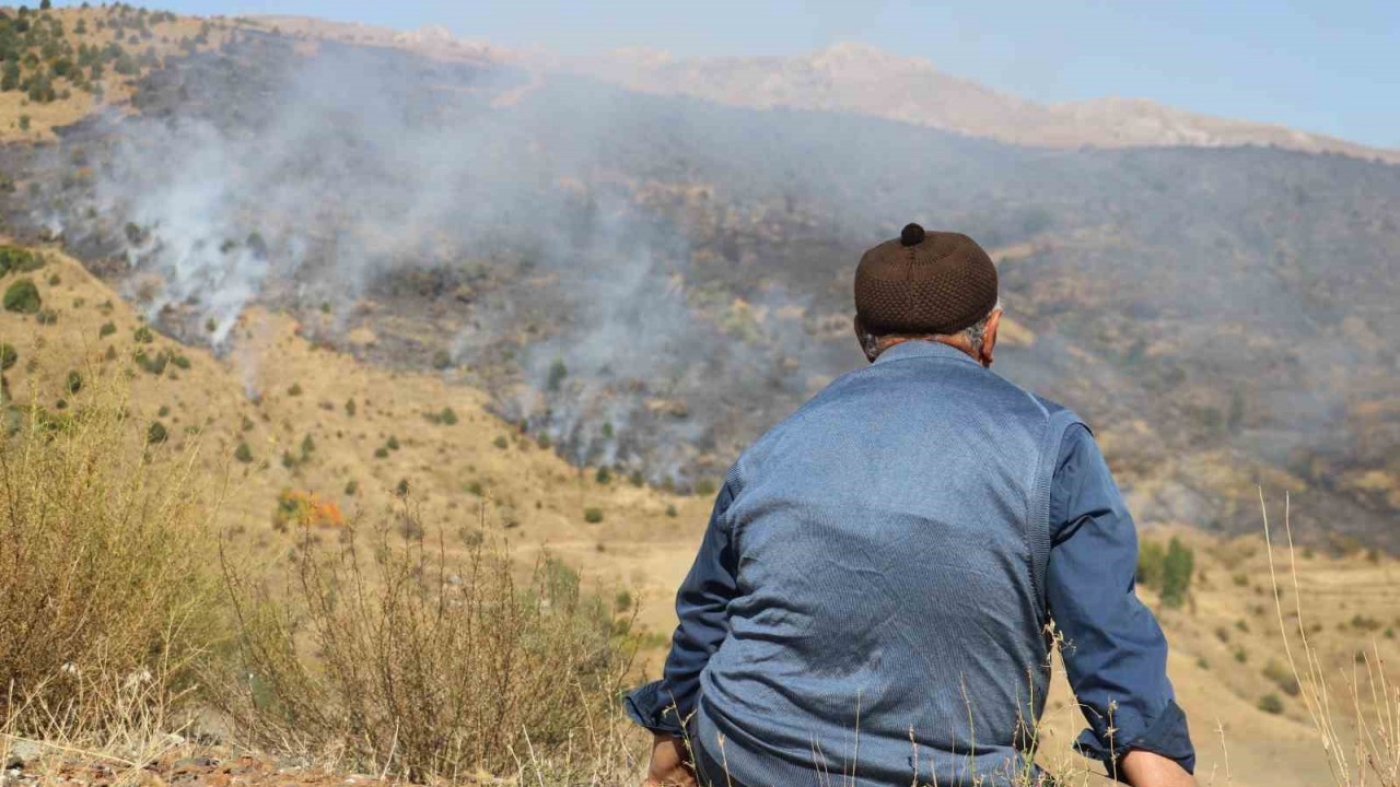 Sivas’ta çıkan yangın 24 saat sonra kontrol altına alındı