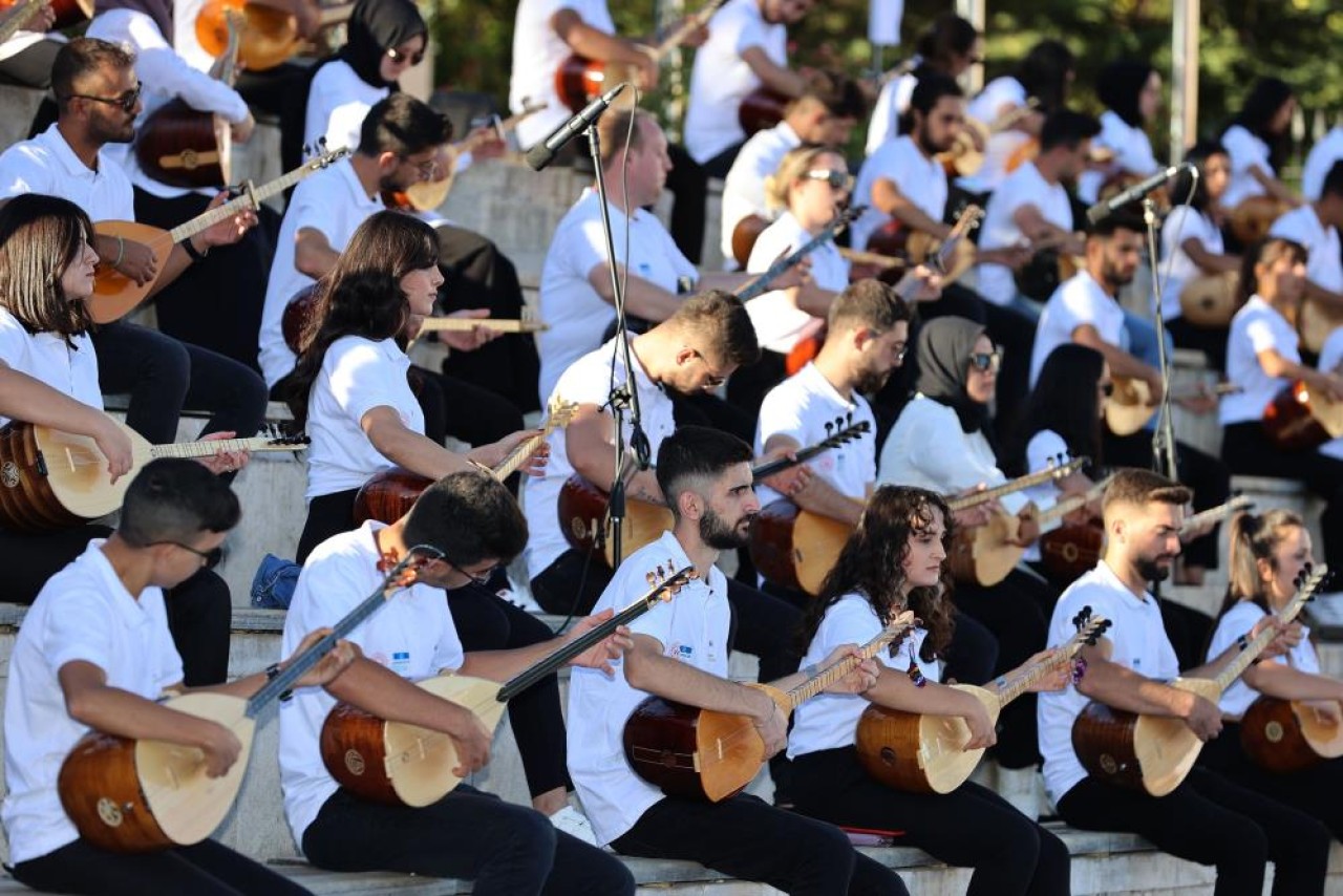 SİVAS’TA BULUŞTULAR