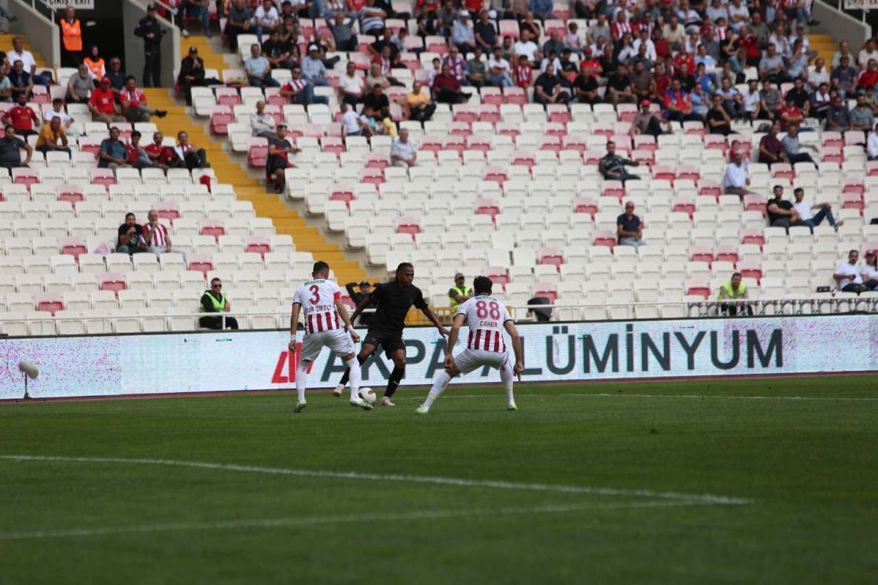 SİVASSPOR 12’İNCİ SIRADA YER ALIYOR