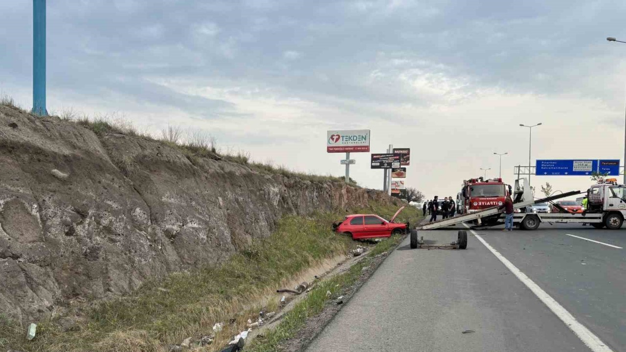 Kayseri Melikgazi'de Direksiyon Hakimiyeti Kaybı Dehşete Neden Oldu: 1 Ölü!