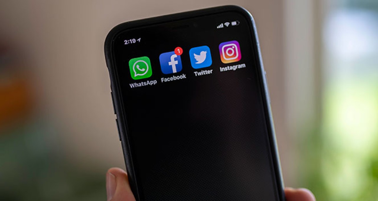 Instagram'dan Sonra  TikTok, YouTube ve  WhatsApp'a da Erişim Yasağı Geldi