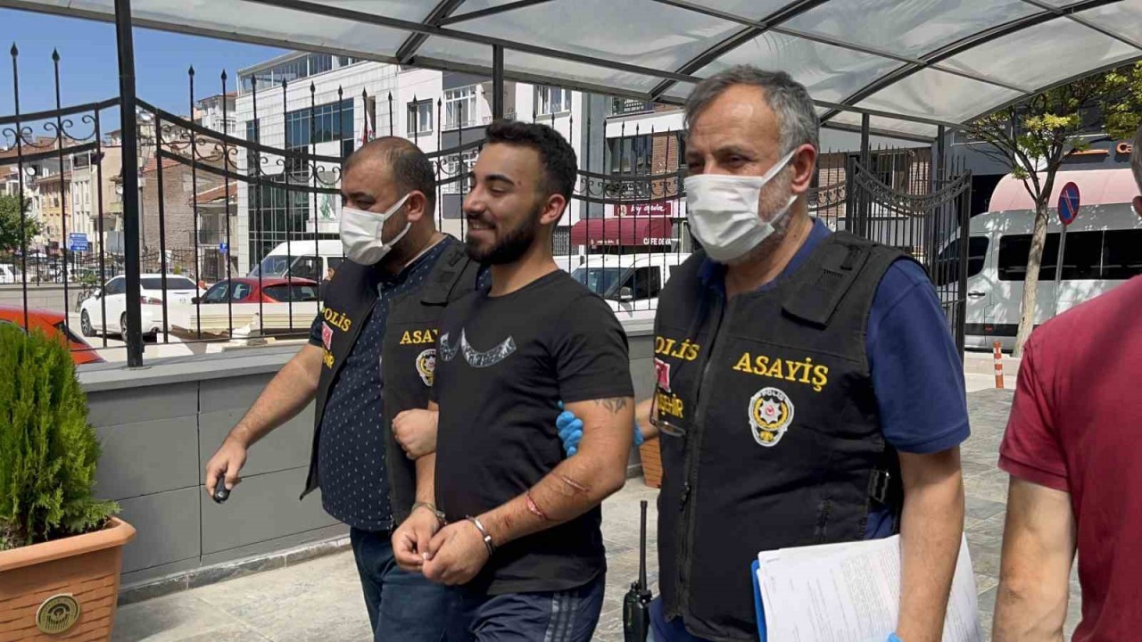 Eskişehir'de Gece Bekçisini Vuran Şüpheli Adliyeye Sevk Edildi