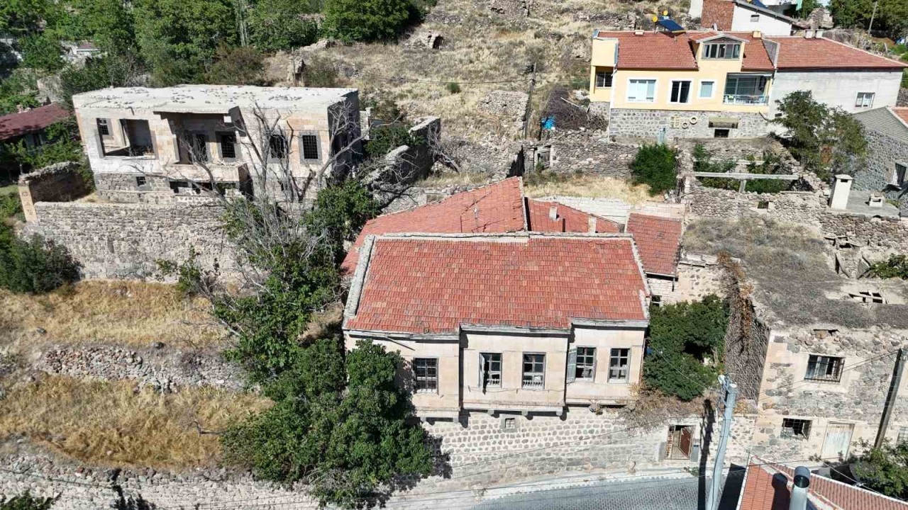 Niğde'ye 5 Kilometre Uzaklıktaki Gizli Cennet: Yeşilburç