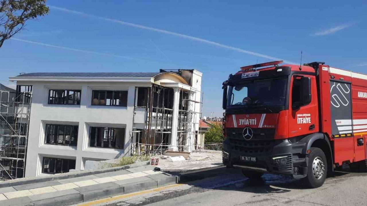 Ankara’da İnşaat Halinde Yangın: 1 İşçi Yaralandı