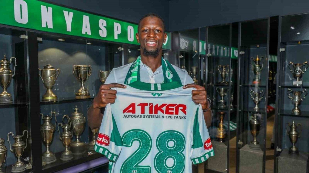 Konyaspor,  Hamidou Keyta ile 2 Yıllık Sözleşme İmzaladı