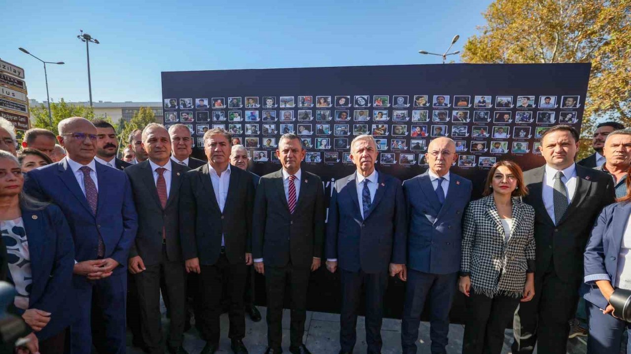 Özgür Özel ve Mansur Yavaş,  10 Ekim Anıtı’nın Açılışında Bir Araya Geldi