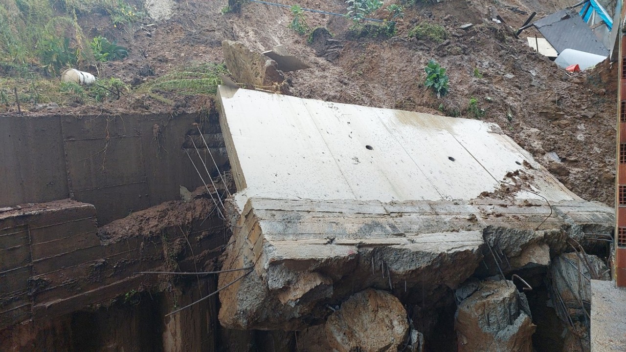 Rize’de Şiddetli Yağışlar Toprak Kaymalarına Neden Oldu