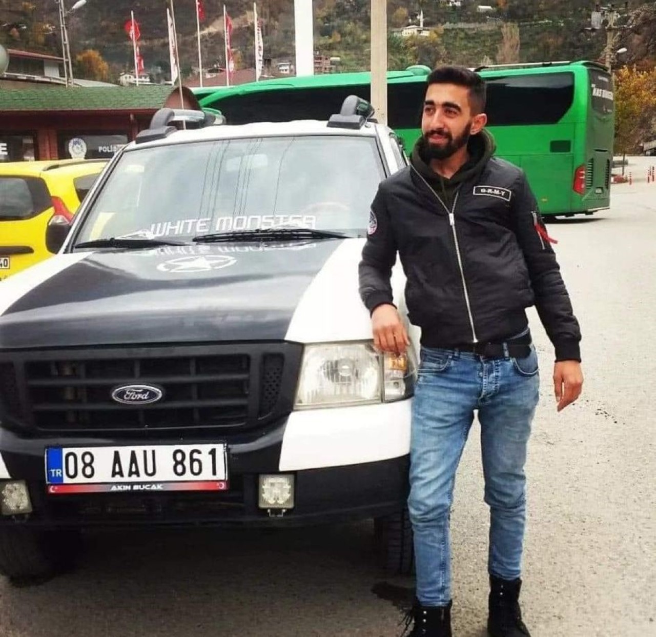 Artvin’de Feci Trafik Kazası: 1 Ölü,  4 Yaralı