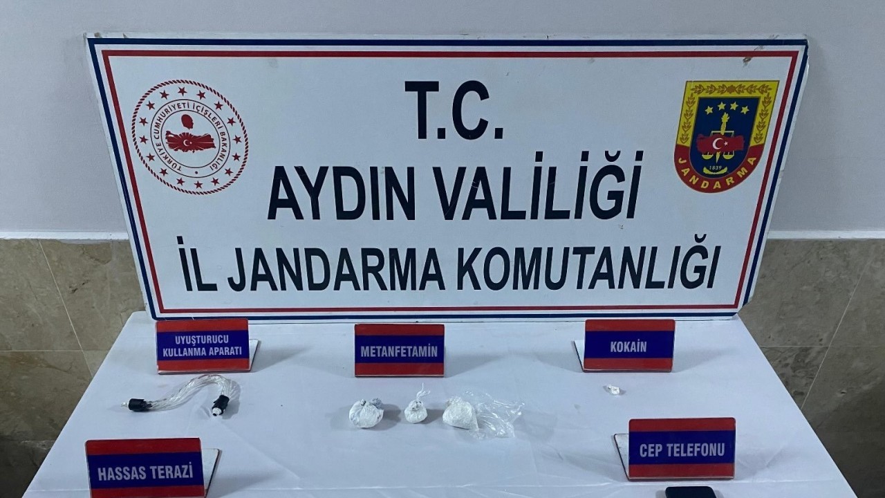 Aydın-Denizli Otoyolu’nda Uyuşturucu Operasyonu: 32 Yaşındaki Kadın Tutuklandı