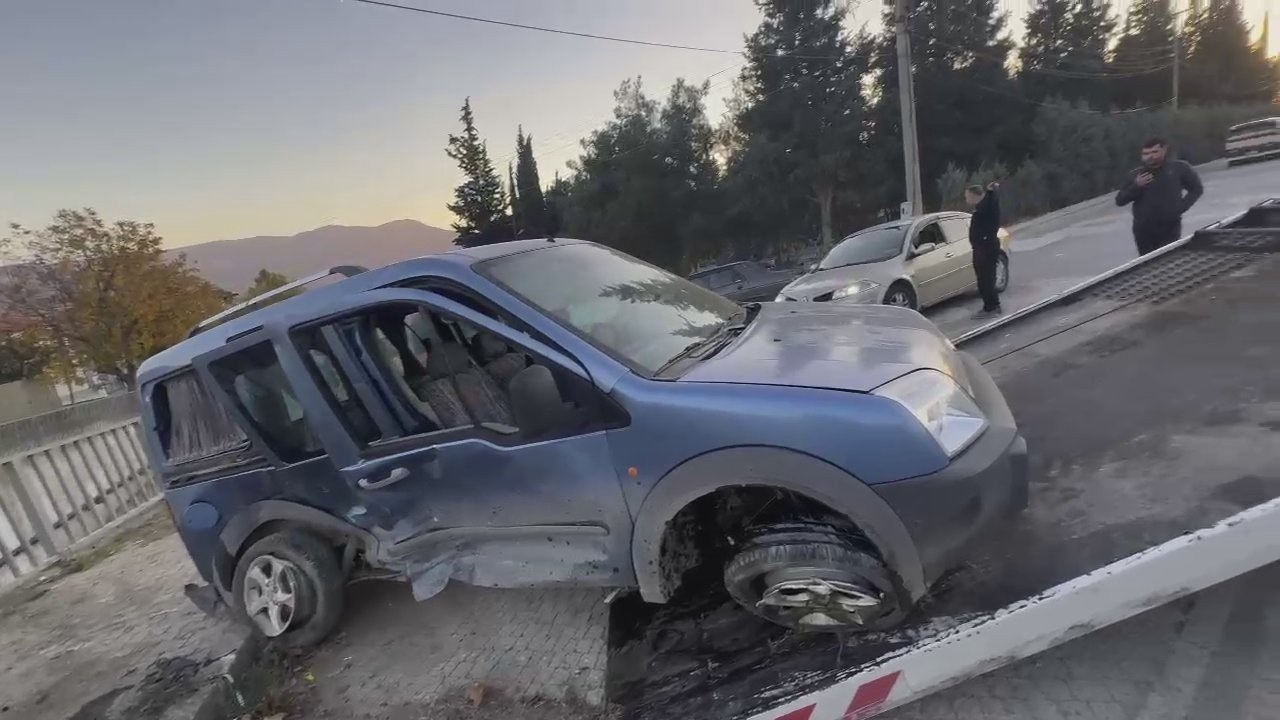 Sakarya'da Trafik Kazası: 5 Yaralı