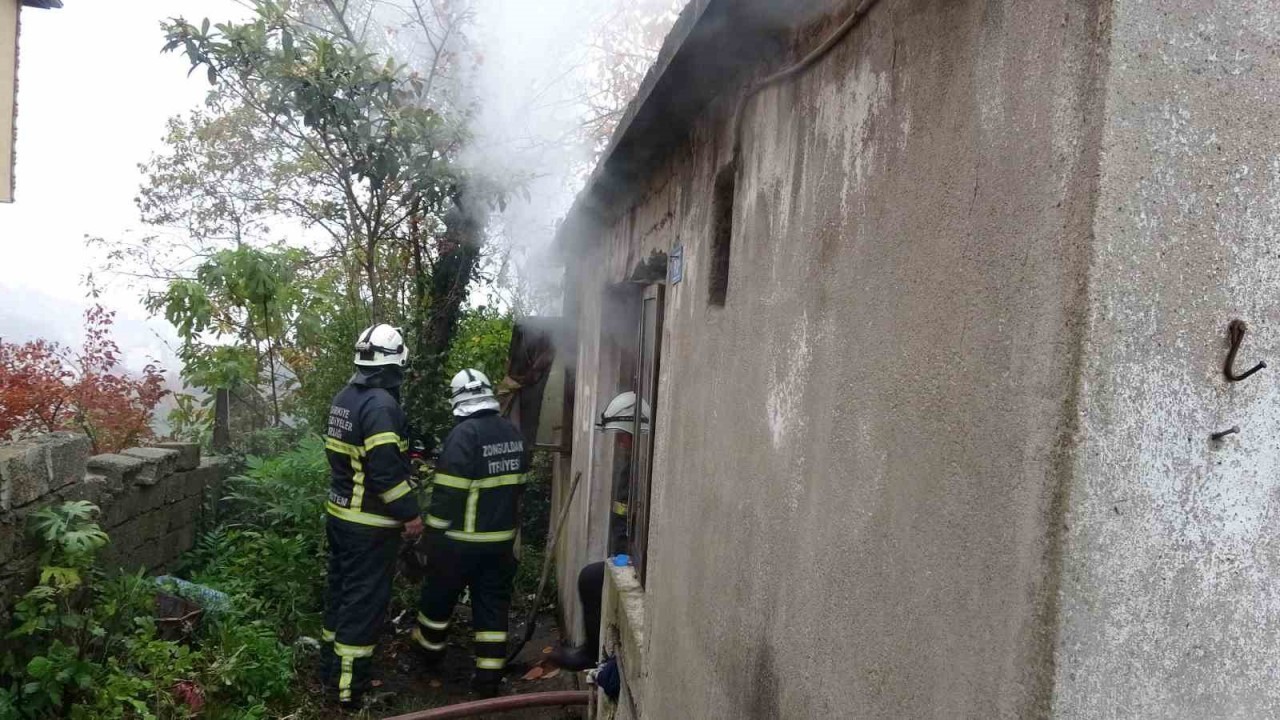 Zonguldak'ta Yangında 71 Yaşındaki Adam Hayatını Kaybetti