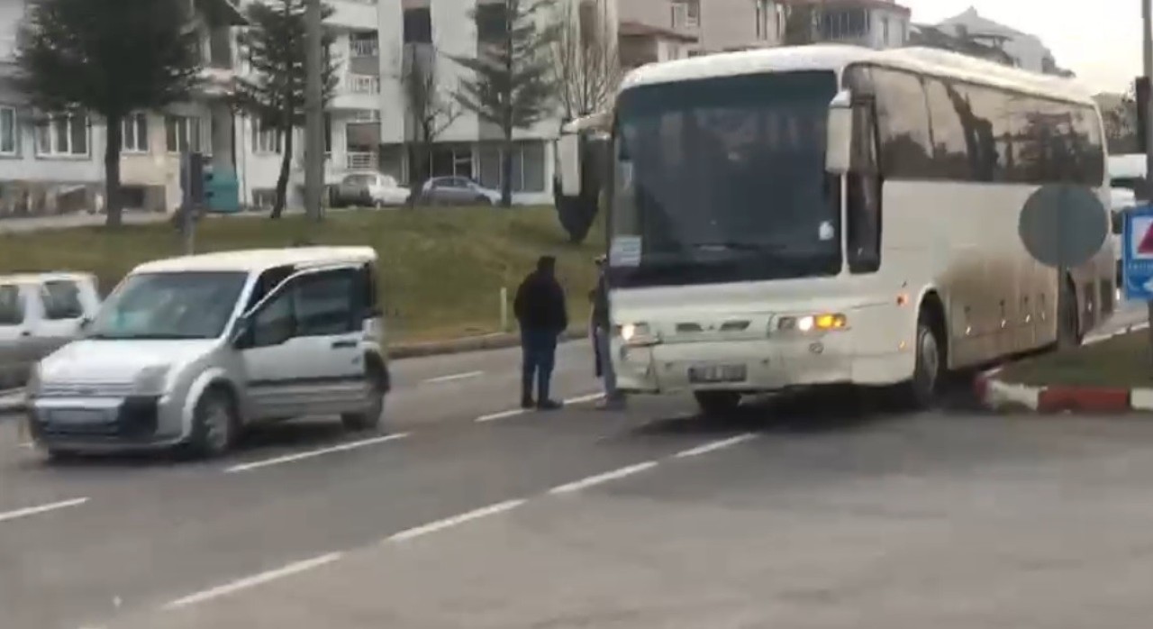 Kütahya’da Trafik Kazası: 1 Yaralı