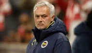 Mourinho'dan Fenerbahçe'de Şok Temizlik! 8 Yıldız İsimle Yollar Ayrılıyor