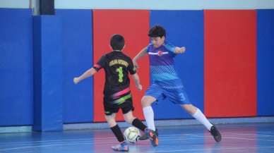 FUTSAL MAÇLARI DEVAM EDİYOR