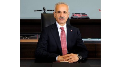 BAKANDAN YÜREK ISITAN HAREKET