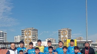 Gaziosmanpaşaspor U-18 Takımı,  Oyuncularının Bıçaklandığı Olay Sonrasında Ligden Çekildi