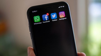 Instagram'dan Sonra  TikTok, YouTube ve  WhatsApp'a da Erişim Yasağı Geldi