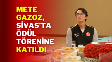 Mete Gazoz,  Sivas’ta Ödül Törenine Katıldı