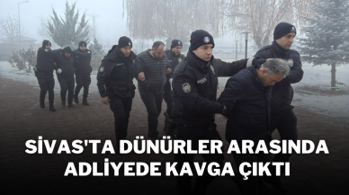 Sivas'ta Dünürler Arasında Adliyede Kavga Çıktı