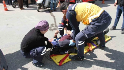 Serik’te Motokuryelerin Çarpışması Sonucu 1 Kişi Yaralandı