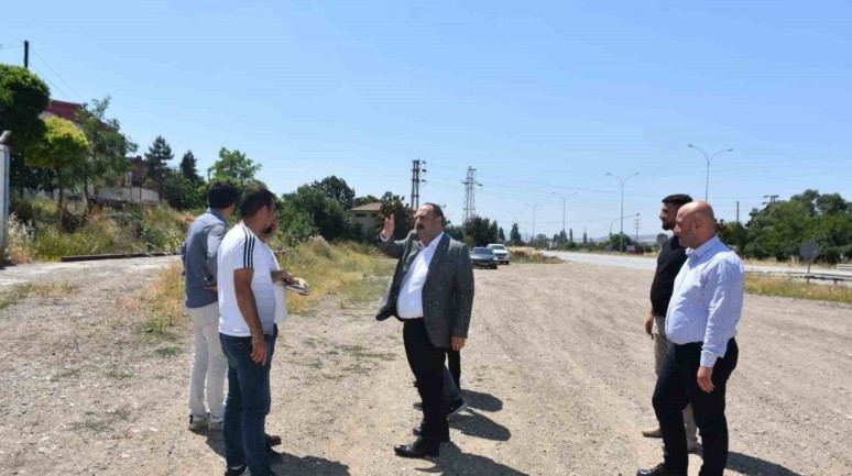 İnönü'ye Küçük Sanayi Sitesi Geliyor: Başkan Hamamcı İncelemelerde Bulundu