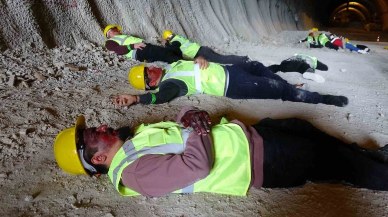 Yozgat’ta Yüksek Hızlı Tren Hattı İnşaatında Patlama Tatbikatı