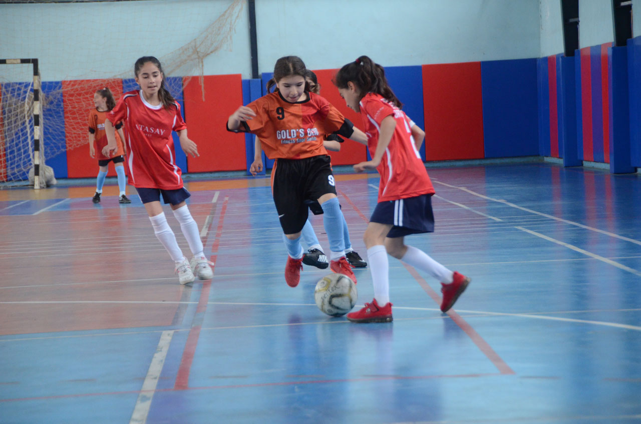 Futsal maçları devam ediyor 1