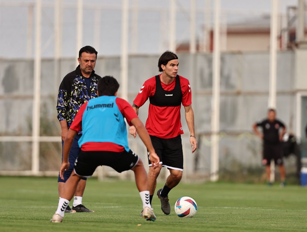 Si̇vasspor’da Başakşehi̇r Hazirliklari Başliyor 1