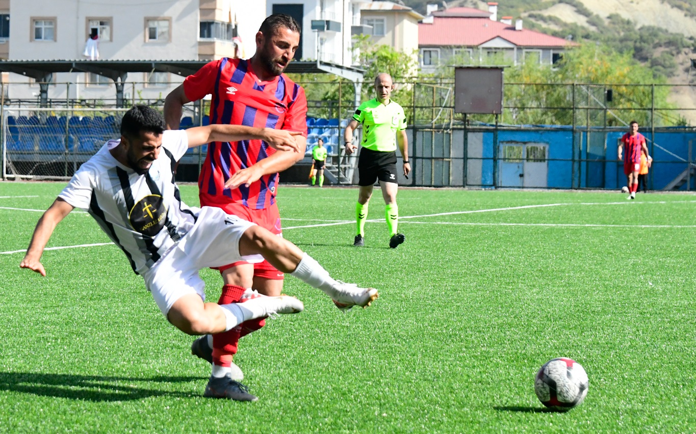 Bal Derbisinde Kazanan Sivas Olsun-1