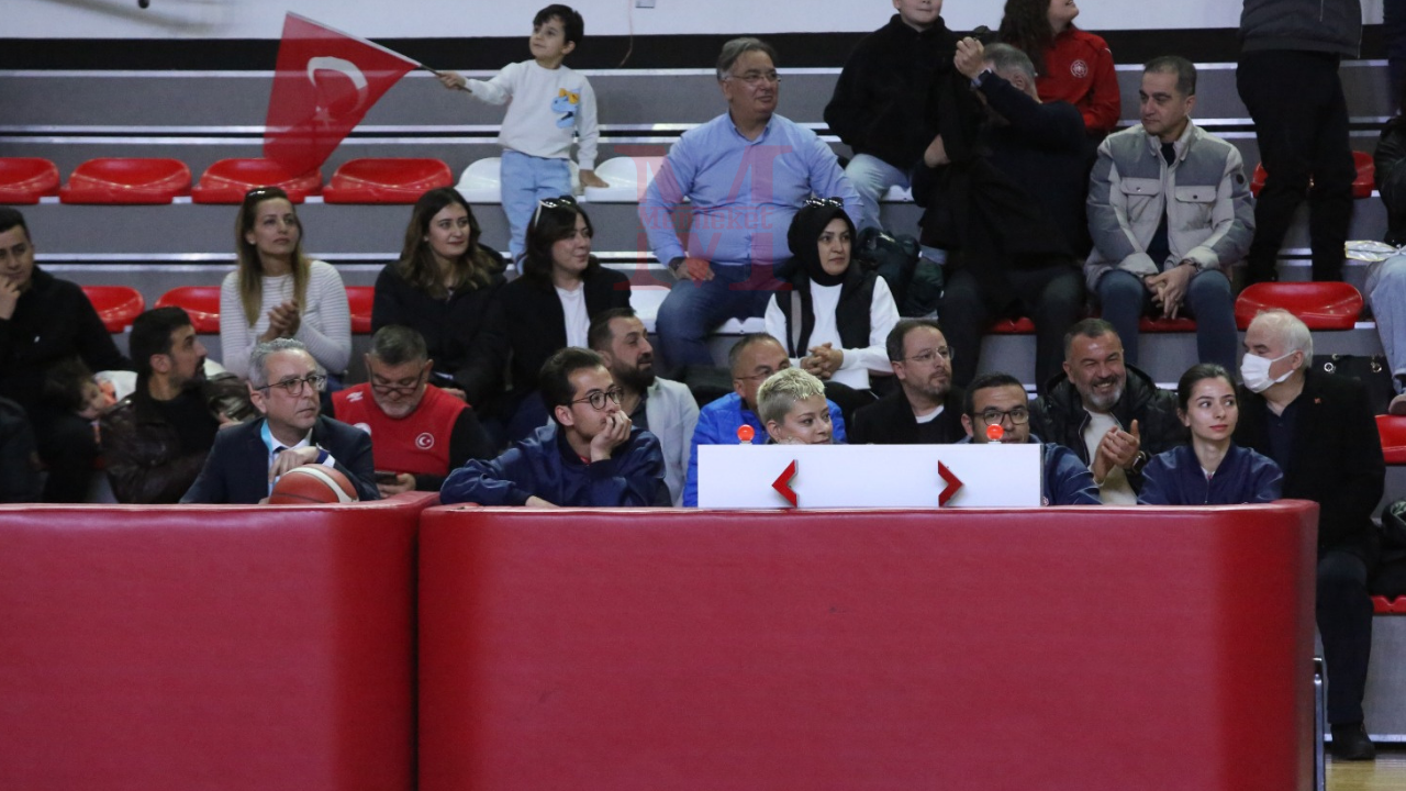 Ali Koc Sivasta Basketbol Heyecanina Ortak Oldu